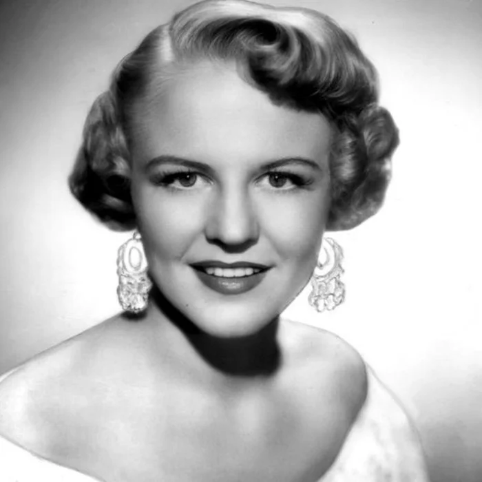 PEGGY LEE : LA VOIX INOUBLIABLE DU JAZZ ET DE LA POP