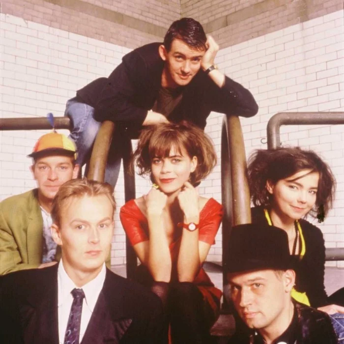 THE SUGARCUBES : LE GROUPE ISLANDAIS QUI A CHANGÉ LA MUSIQUE ALTERNATIVE