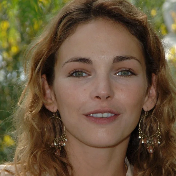 CLAIRE KEIM : ACTRICE ET CHANTEUSE FRANÇAISE