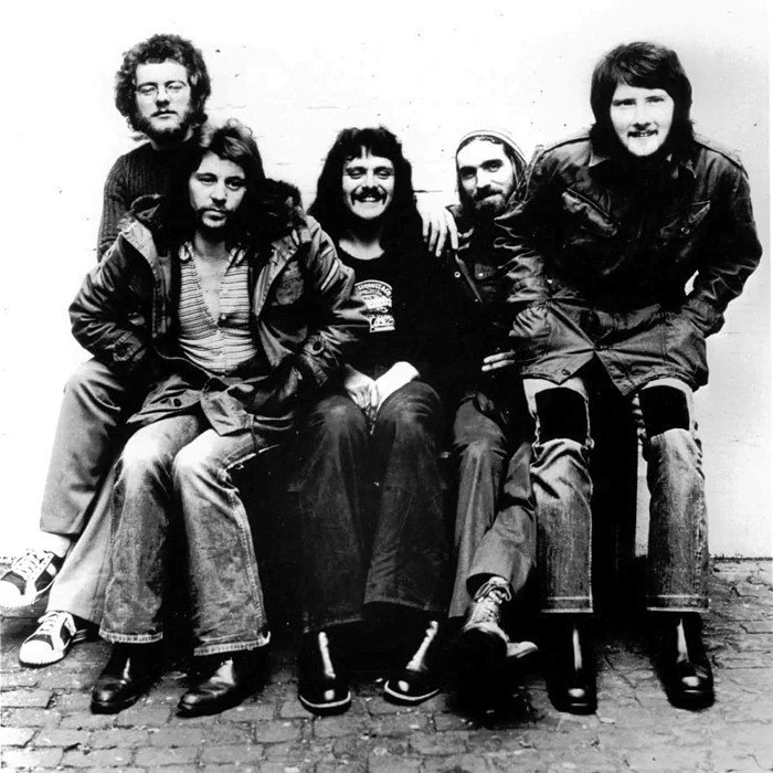 STEALERS WHEEL : L'HISTOIRE DU GROUPE DE FOLK ROCK ÉCOSSAIS