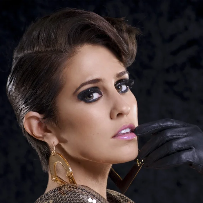 DEV : LA REINE DE L'ELECTROPOP QUI A MARQUE LES ANNEES 2010