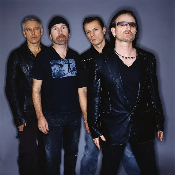 U2 : LÉGENDE DU ROCK IRLANDAIS ET SON IMPACT MUSICAL MONDIAL