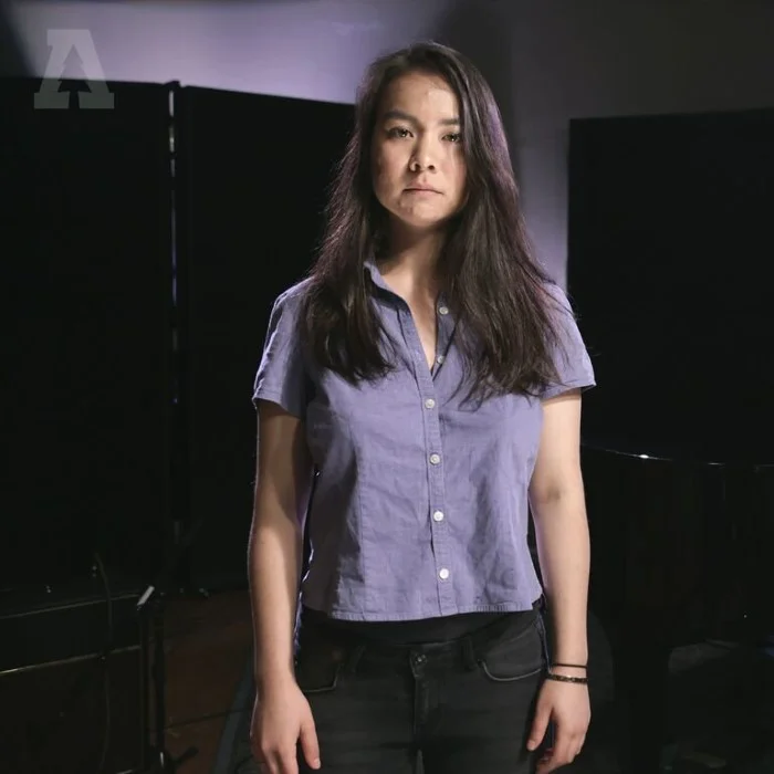 MITSKI : LA POÉTESSE DE L'INDIE ROCK QUI A CONQUIS LE MONDE