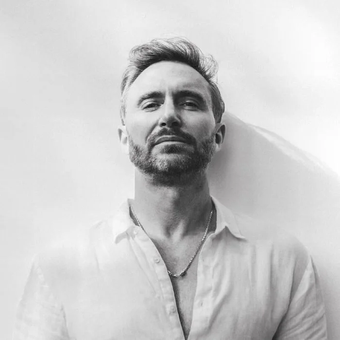 DAVID GUETTA : LE DJ FRANÇAIS QUI A CONQUIS LE MONDE