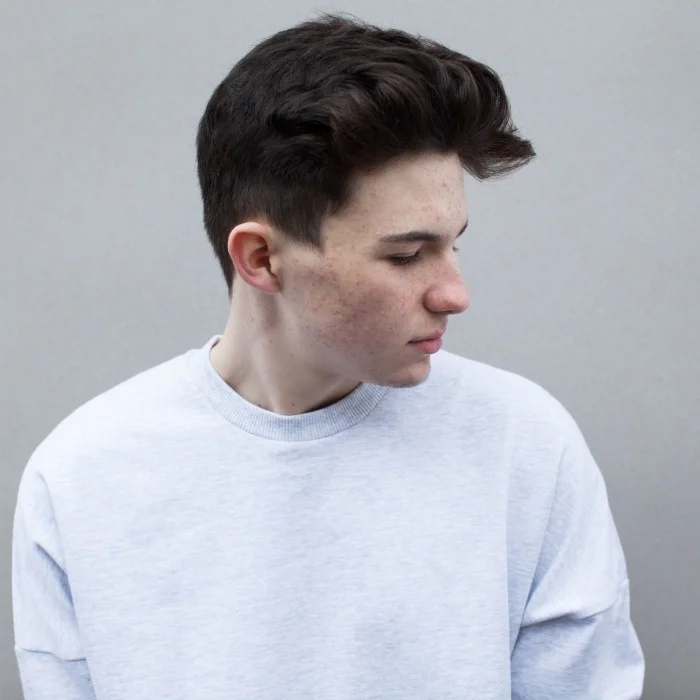 PETIT BISCUIT : LE PHENOMENE ELECTRO FRANCAIS