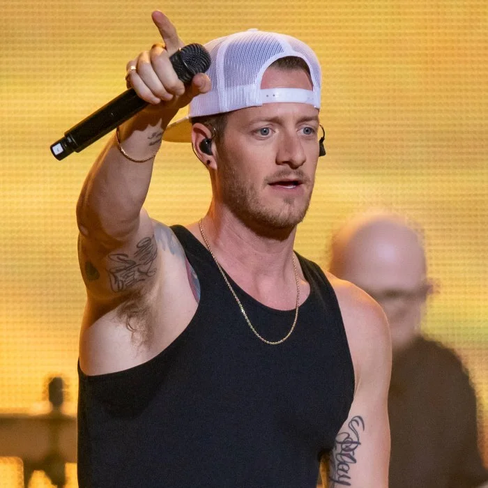 TYLER HUBBARD : BIOGRAPHIE DU CHANTEUR COUNTRY