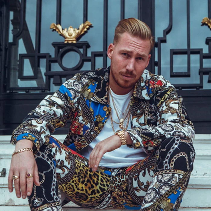 HUGEL : L'ARTISTE DE LA LATIN HOUSE