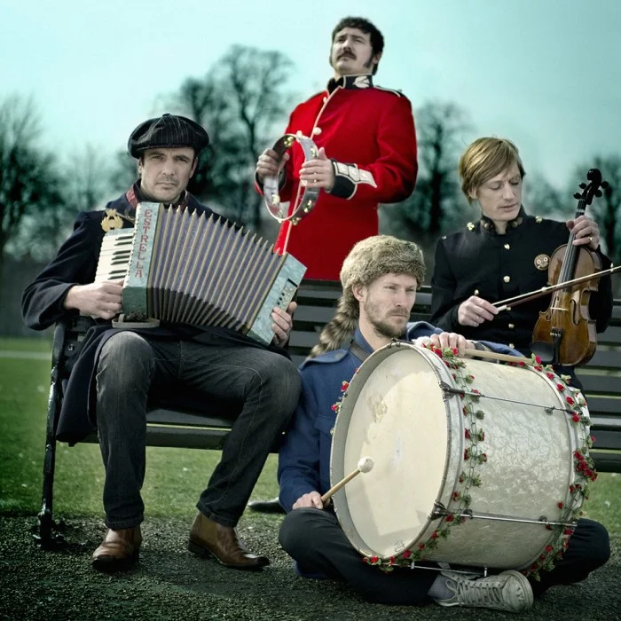 KULA SHAKER : LE RENOUVEAU DU ROCK PSYCHÉDÉLIQUE BRITANNIQUE
