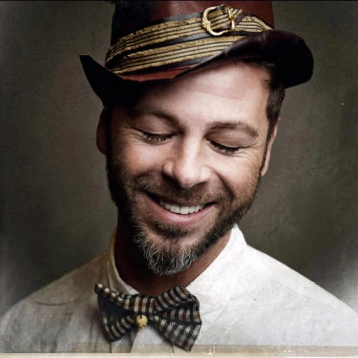 CHRISTOPHE MAÉ : LE VOYAGE D'UN ARTISTE POP FRANÇAIS