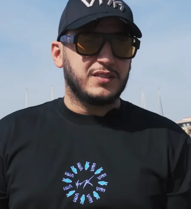 SOSO MANESS : LE RAP MARSEILLAIS ENTRE RUE ET SUCCÈS