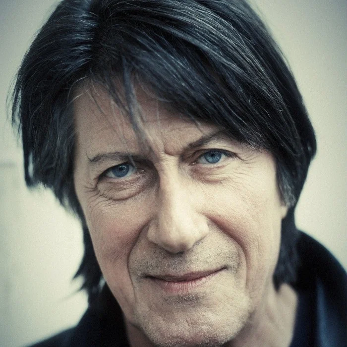JACQUES DUTRONC : L'ICÔNE INSOLENTE DE LA CHANSON FRANÇAISE