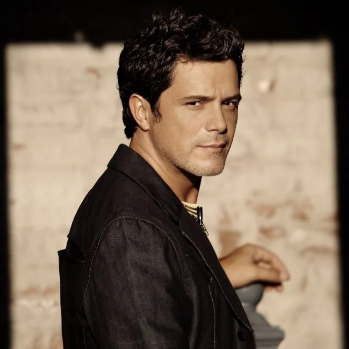 ALEJANDRO SANZ : L'ICÔNE DE LA POP LATINE