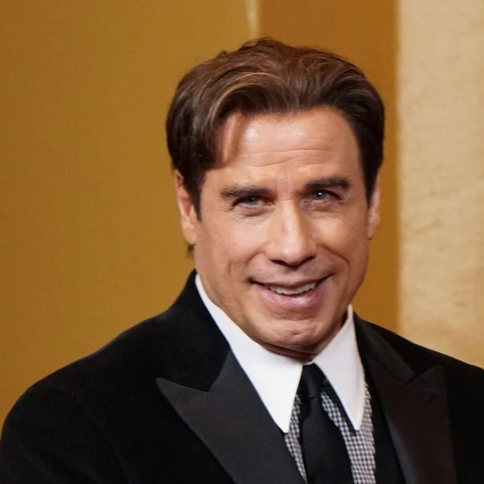 JOHN TRAVOLTA : L'ACTEUR DEVENU ICÔNE DE LA DANSE