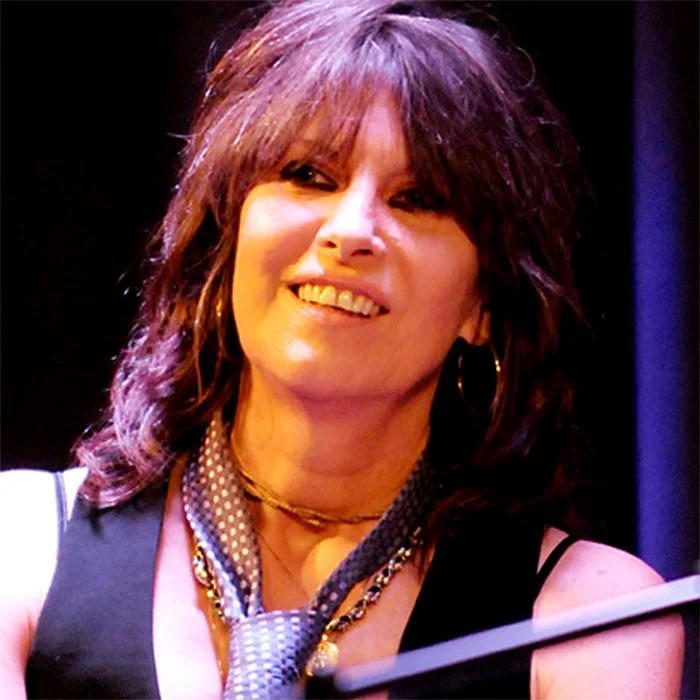CHRISSIE HYNDE : LA REINE DU ROCK INDÉ AUX RACINES PRETENDERS