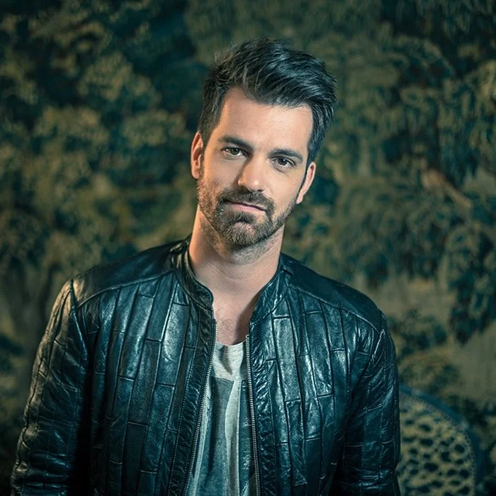 CORSON : L'ARTISTE ROCK FRANÇAIS AU PARCOURS SINGULIER