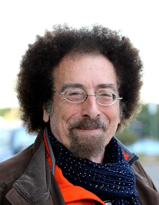 JEAN SCHULTHEIS : LE MAGICIEN DE LA CHANSON FRANÇAISE