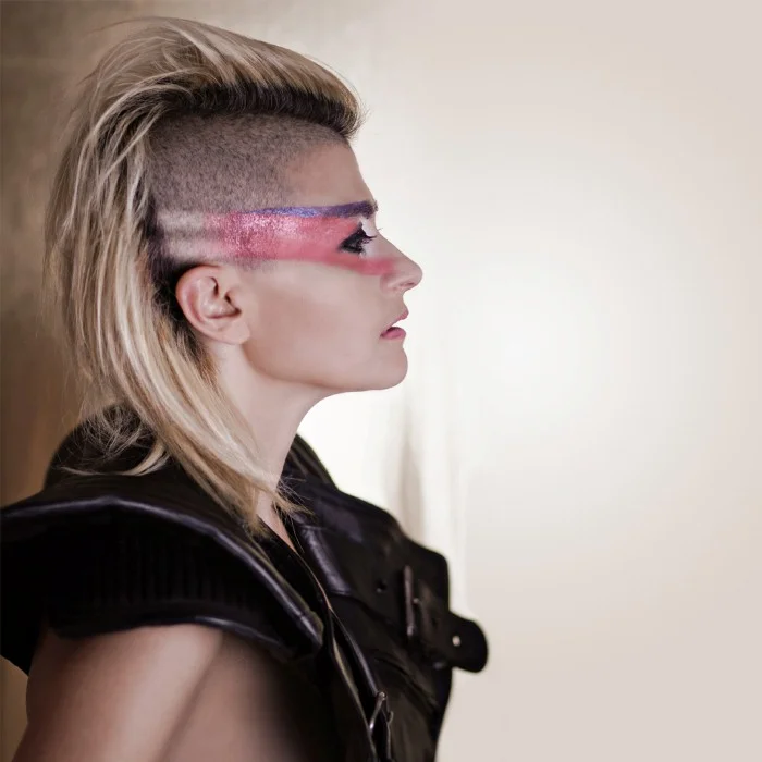 PEACHES : L'ICÔNE ELECTROCLASH CANADIENNE