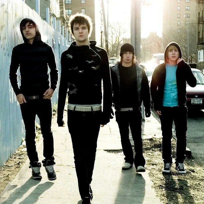 BOYS LIKE GIRLS : L'HISTOIRE DU GROUPE POP PUNK DE BOSTON