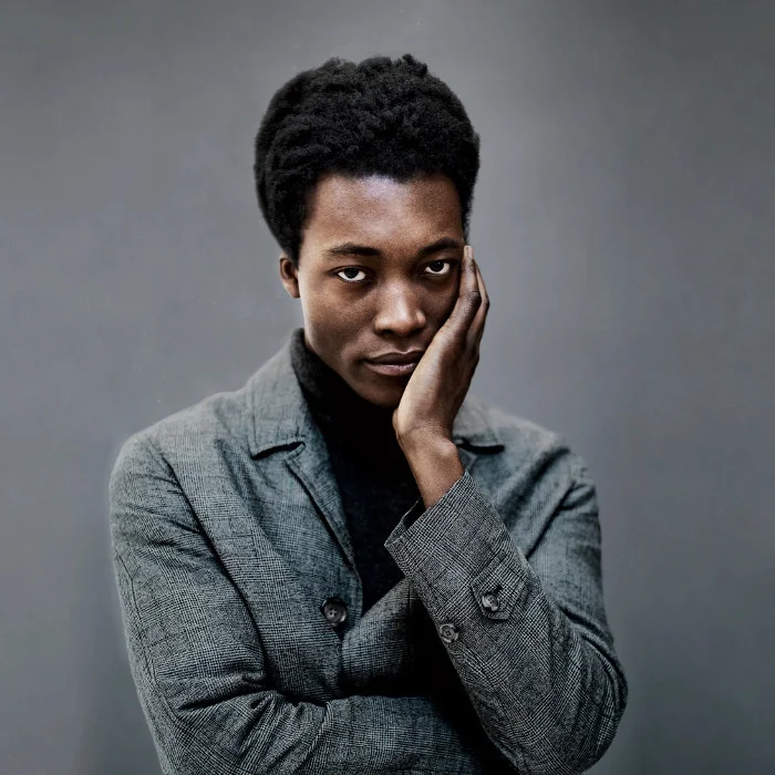 BENJAMIN CLEMENTINE : LA VOIX POÉTIQUE DE LA SCÈNE BRITANNIQUE