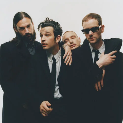 THE 1975 : BIOGRAPHIE DU GROUPE INDIE ROCK BRITANNIQUE