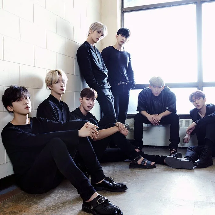 MONSTA X : LE GROUPE DE K-POP AU CHARME EXPLOSIF
