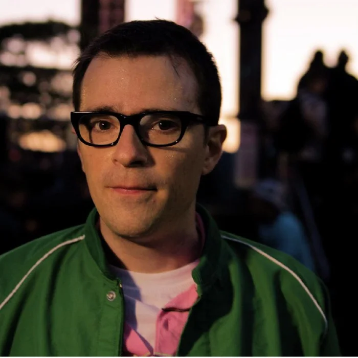 RIVERS CUOMO : LE GÉNIE MÉCONNU DE WEEZER
