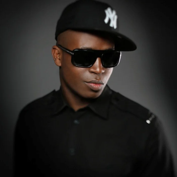 ROHFF : BIOGRAPHIE DU RAPPEUR FRANÇAIS ENGAGE