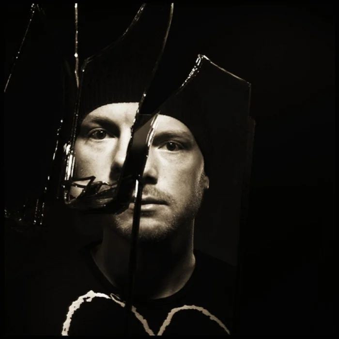 ERIC PRYDZ : LE MAÎTRE SUÉDOIS DE LA HOUSE ÉLECTRONIQUE