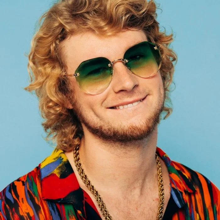 YUNG GRAVY : LA BIOGRAPHIE DU RAPPEUR COMÉDIQUE AMÉRICAIN