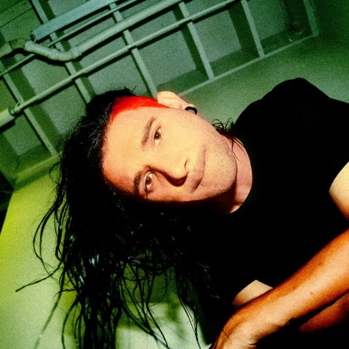 SKRILLEX : LE PAPA DU DUBSTEP QUI A RÉVOLUTIONNÉ L'ÉLECTRO