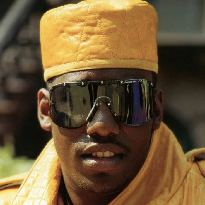 KOOL MOE DEE : PIONNIER DU HIP HOP ET MAÎTRE DU FLOW