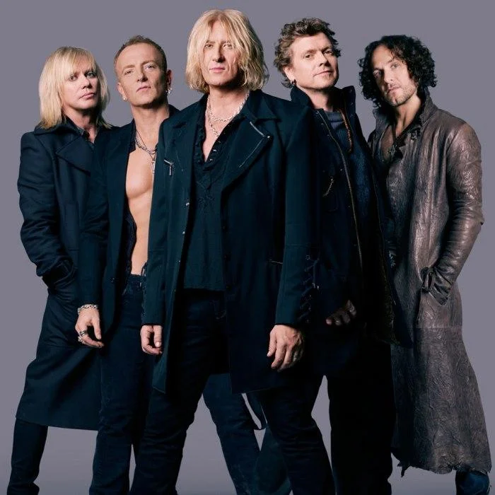 DEF LEPPARD : L'ODYSSÉE GLAM METAL DE SHEFFIELD