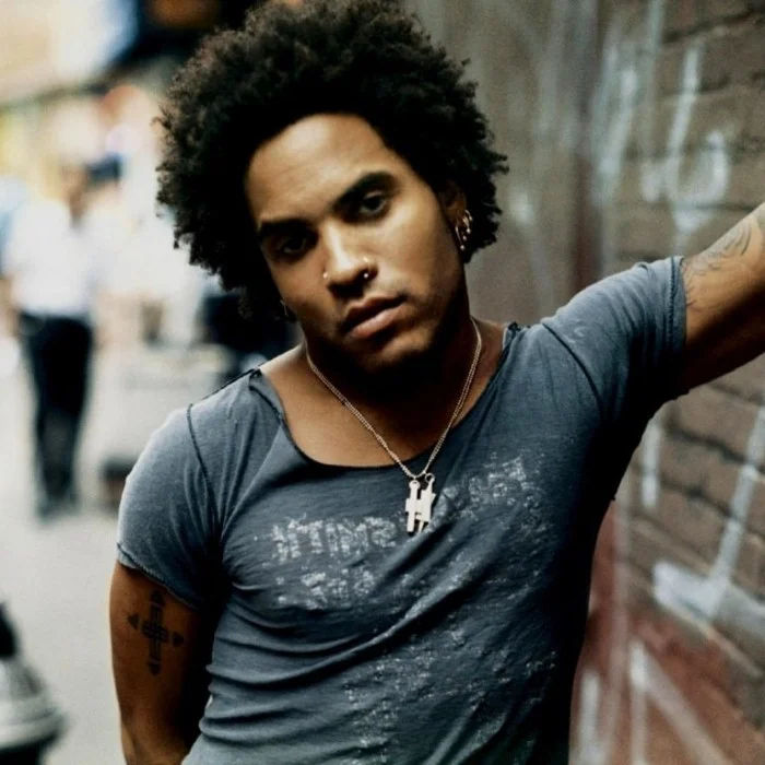 LENNY KRAVITZ, LE ROCKER AMÉRICAIN AUX MULTIPLES FACETTES