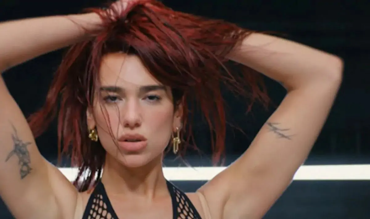 DUA LIPA NOUS (RE)FAIT DANSER AVEC SON NOUVEAU TUBE "HOUDINI" !