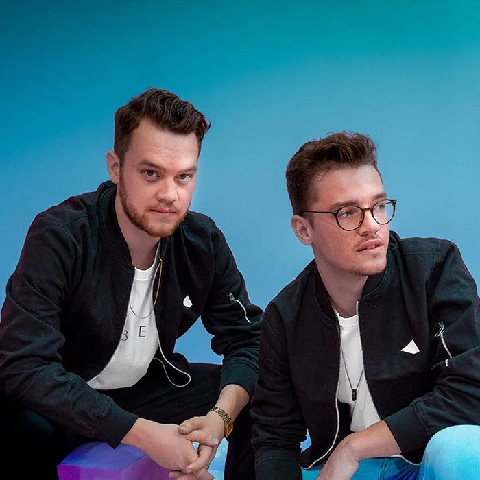 YOUNOTUS : LE DUO ÉLECTRO QUI A ENVOÛTÉ LE MONDE