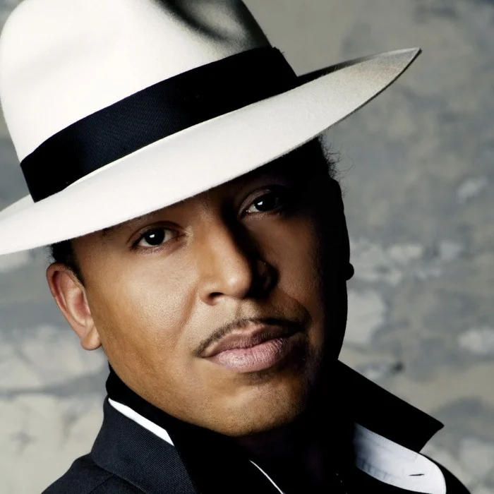 LOU BEGA : LE ROI DU MAMBO DES ANNÉES 2000