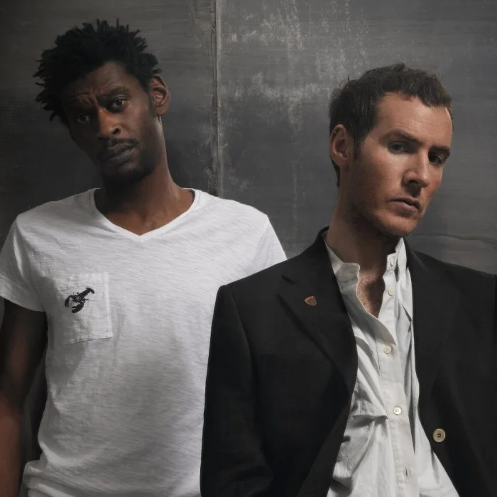 MASSIVE ATTACK : PIONNIERS DU TRIP-HOP DE BRISTOL