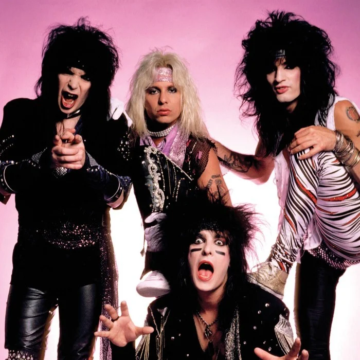 MÖTLEY CRÜE : LA LÉGENDE DU GLAM METAL DE LOS ANGELES