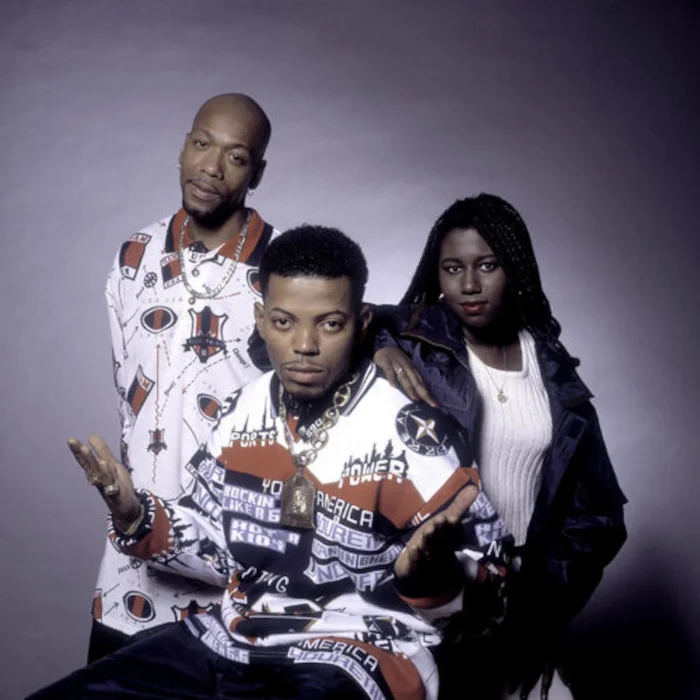 MAX-A-MILLION : LE GROUPE DE DANCE QUI A ENFLAMMÉ LES ANNÉES 90