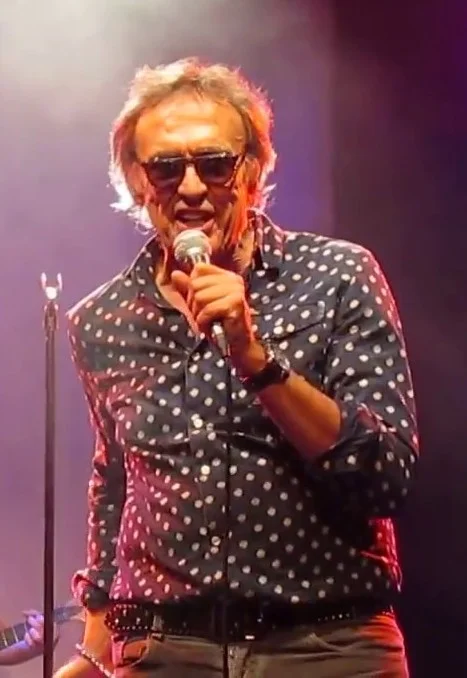 JEAN-PATRICK CAPDEVIELLE : LE POÈTE ROCK FRANÇAIS QUI A MARQUÉ LES ANNÉES 80