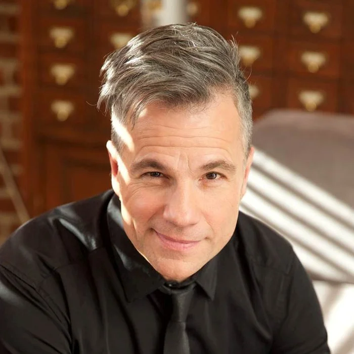 BRUNO PELLETIER : LA VOIX EMBLÉMATIQUE DU QUÉBEC