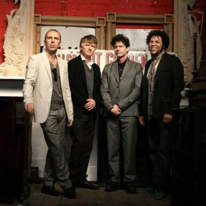 CROWDED HOUSE : LE GÉNIE DE LA POP ROCK AUSTRALIENNE