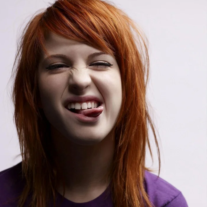 HAYLEY WILLIAMS : LA VOIX D'UNE GÉNÉRATION POP PUNK