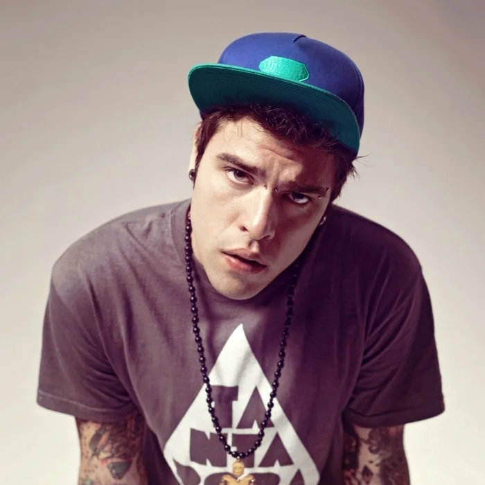 FEDEZ : LE PHÉNOMÈNE DU RAP ITALIEN