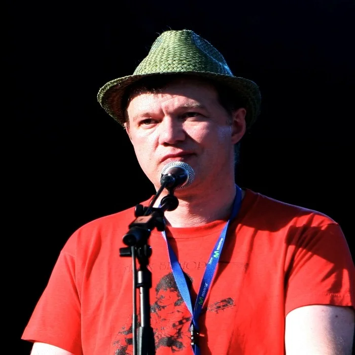 EDWYN COLLINS : L'INFLUENCE INDÉ DE L'ÉCOSSE À LA SCÈNE MONDIALE