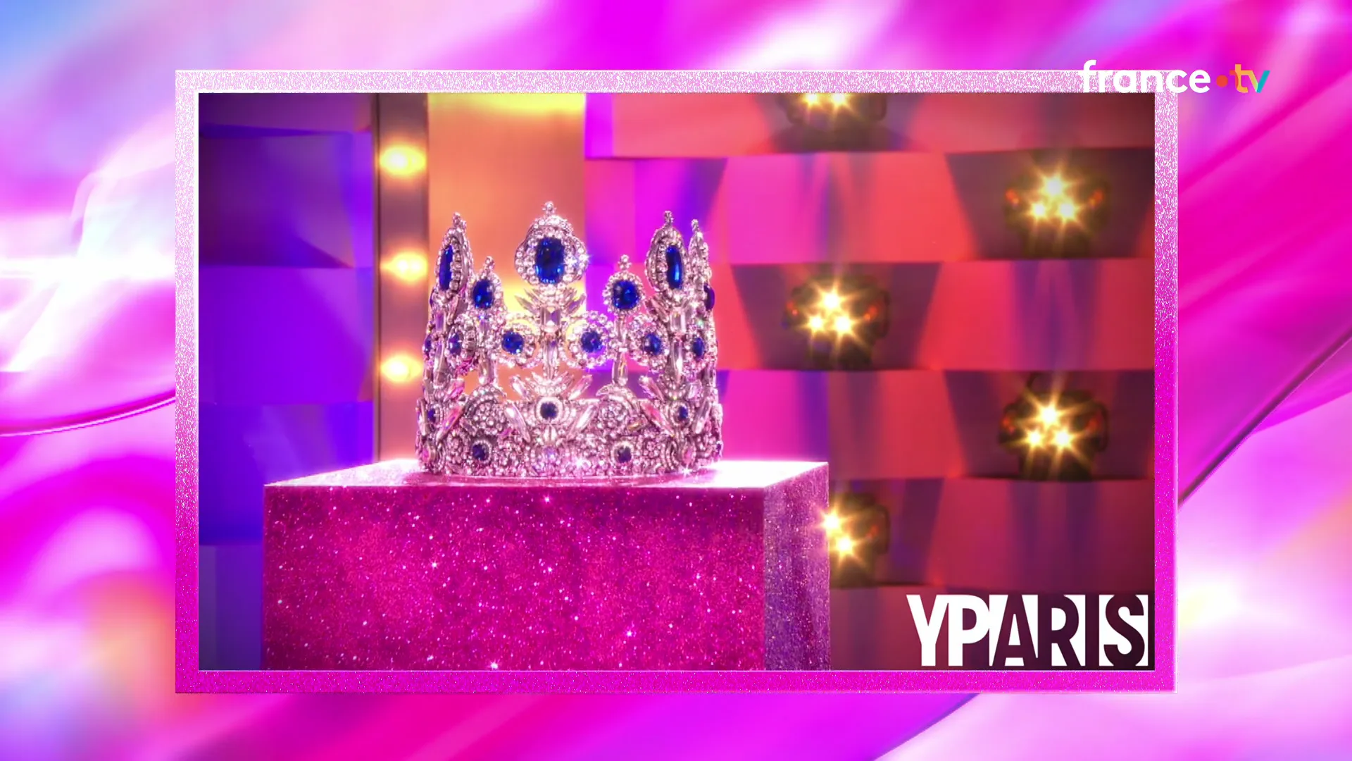 DANS « DRAG RACE FRANCE », LE VOL DES BIJOUX DU LOUVRE S’EST INVITÉ SANS VOUS EN APERCEVOIR
