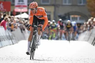CYCLISME. CE COUREUR PRO EST DISQUALIFIÉ DE LA RONDE DE L’OISE… PUIS ARRÊTÉ PAR LA POLICE APRÈS UNE NOUVELLE INFRACTION