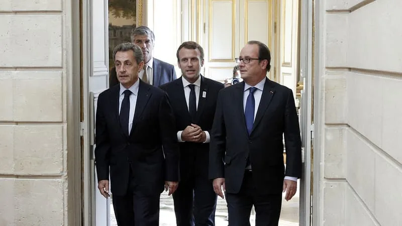 « UNE PAGE ENTIÈRE DE VOTRE VIE QUI SE TOURNE »: À QUOI RESSEMBLE LA DERNIÈRE ANNÉE DE VIE À L’ÉLYSÉE DES PRÉSIDENTS?