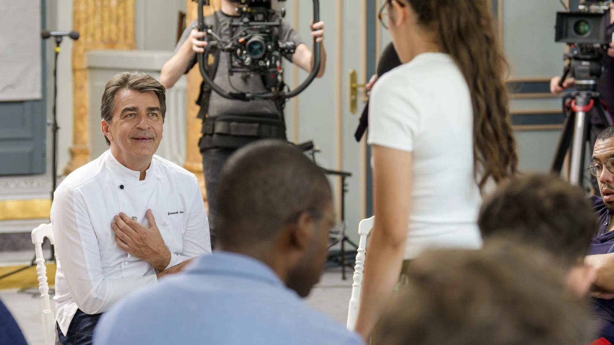 DANS LE « PAPOTIN », YANNICK ALLÉNO REVIENT SUR LES ACCUSATIONS DE VIOLENCES ET DE HARCÈLEMENT