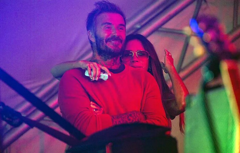 VICTORIA BECKHAM A DIT NON AUX SPICE GIRLS, MAIS PAS À SON FILS CRUZ